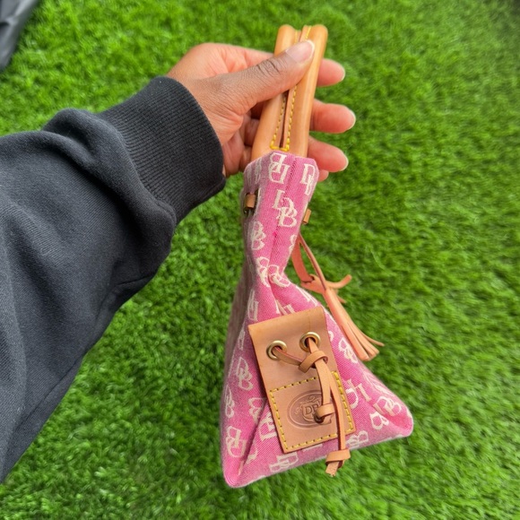 Dooney & Bourke Small Tulip Tassel Tote in Pink - Picture 4 of 12